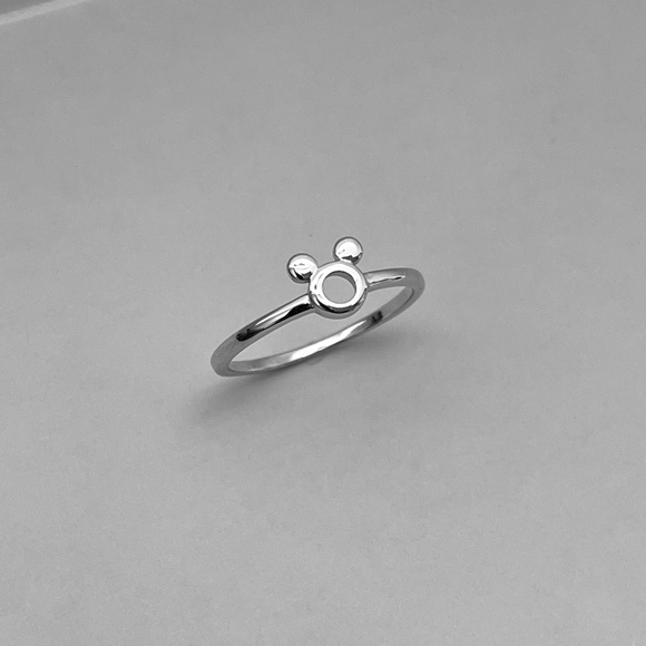 Sterling silver Mickey Mouse inspired ring, Mickey Mouse ring, Disney ring - Picture 2 of 11